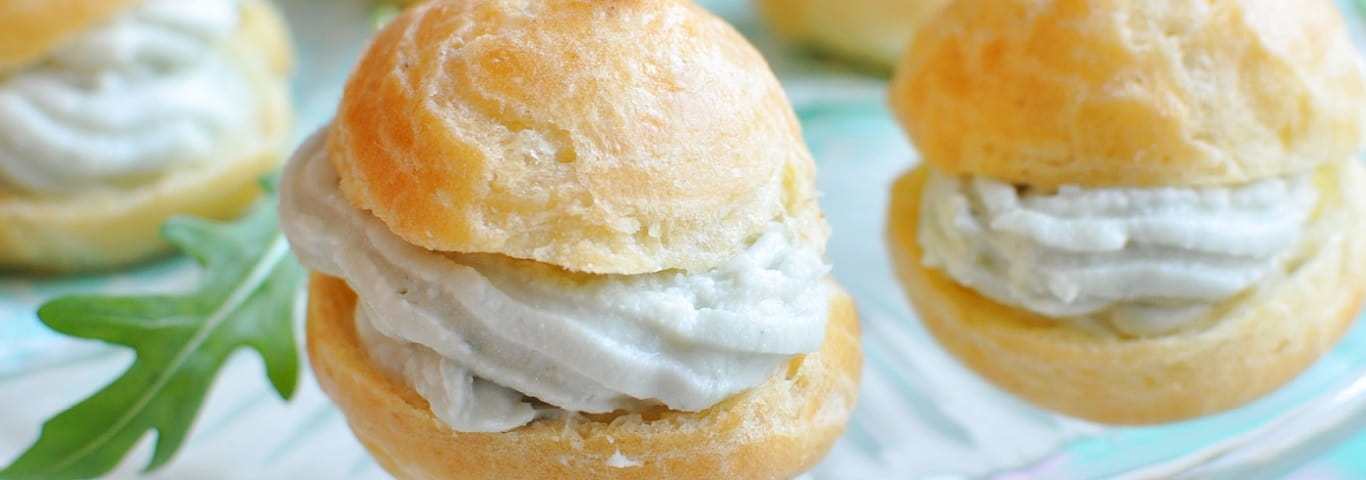 Chouqettes_creme_roquefort
