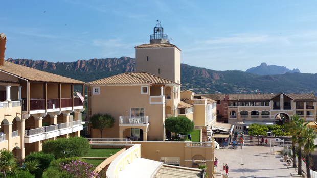 cap_esterel_village