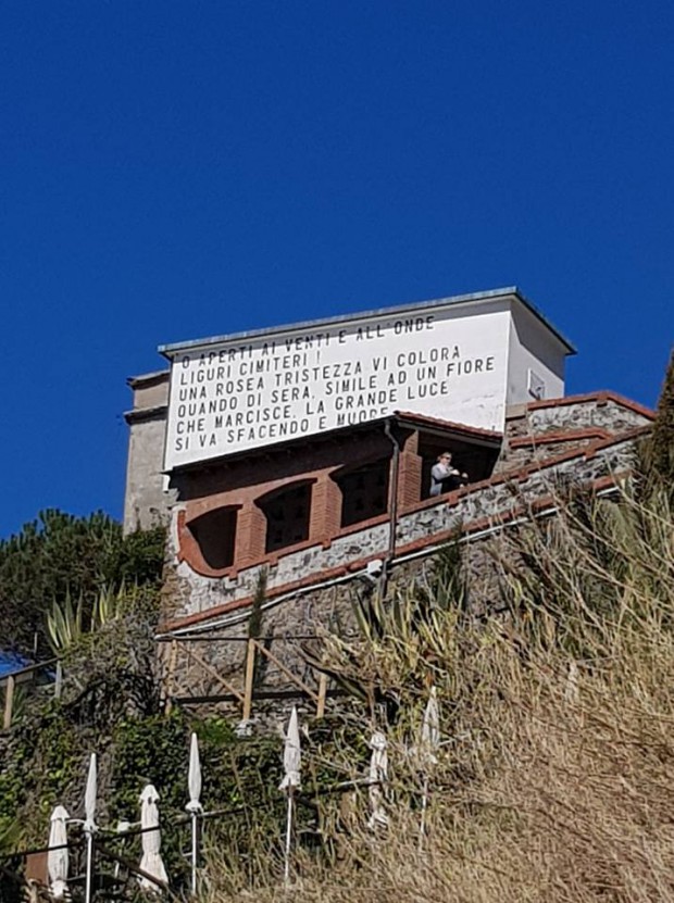 collines-manorola