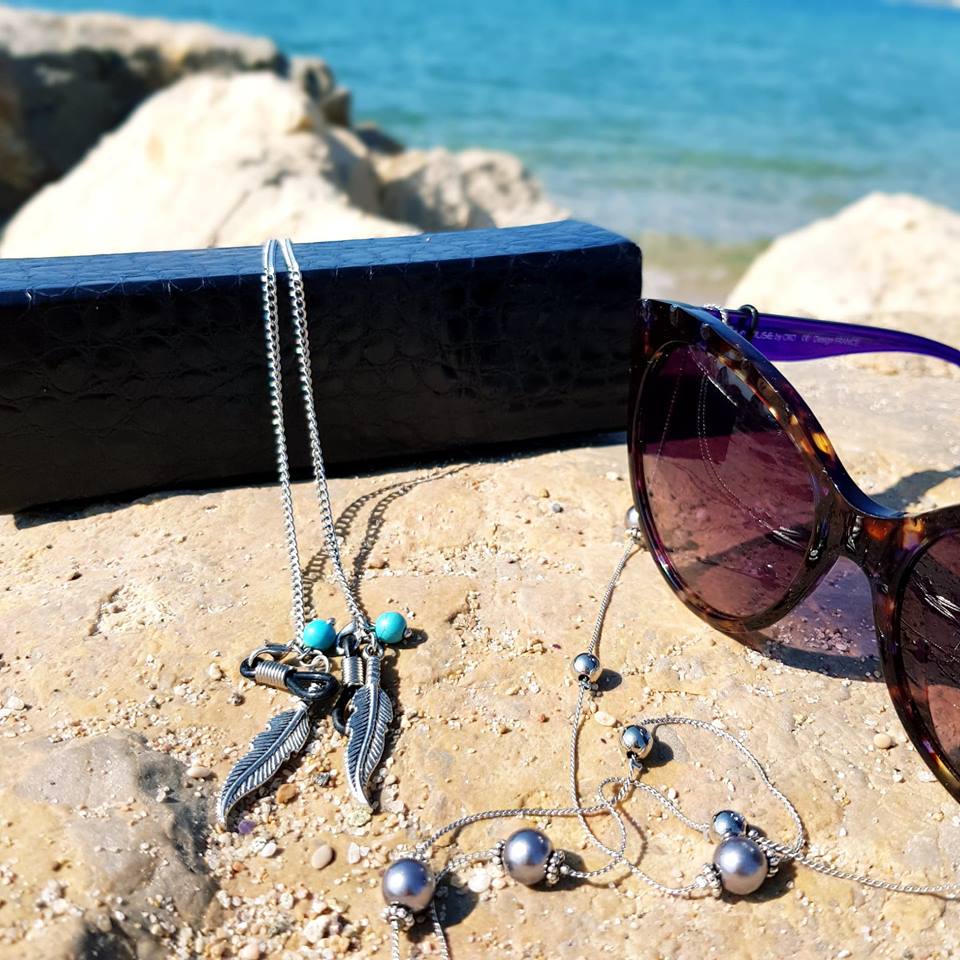 Le cordon de lunettes deviendrait-il tendance ? cordon-lunettes