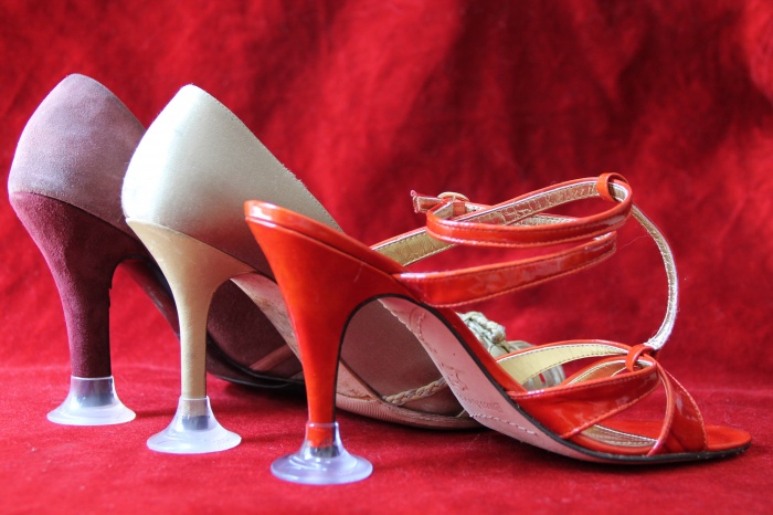 L’escarpince : l’embout tout terrain des stilettos !