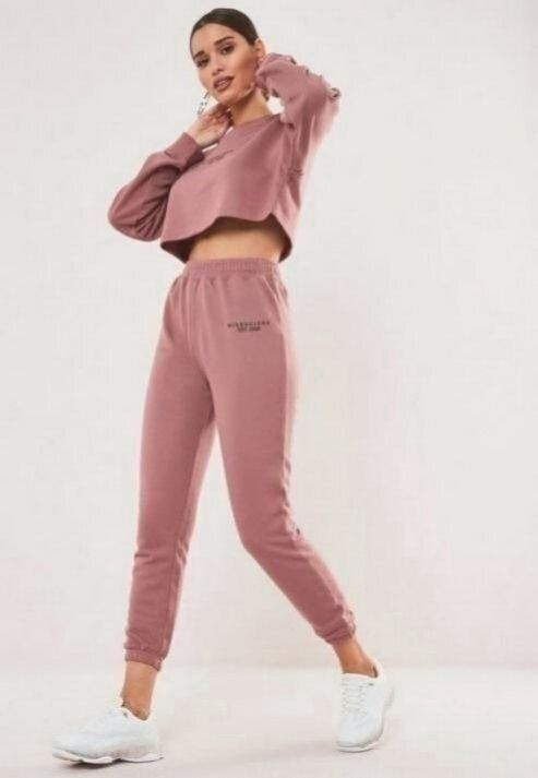 jgging-crop top