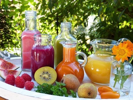 Les jus de fruits sont-ils réellement bénéfiques pour la santé ? jus-de-fruits