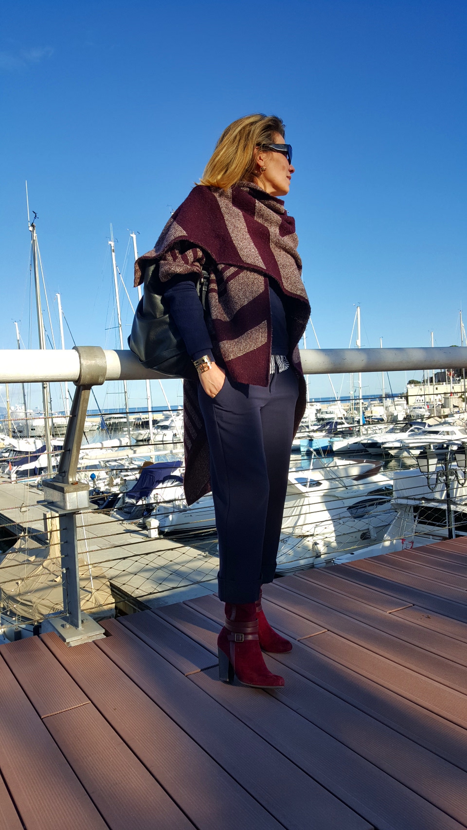 look-bleu-marine