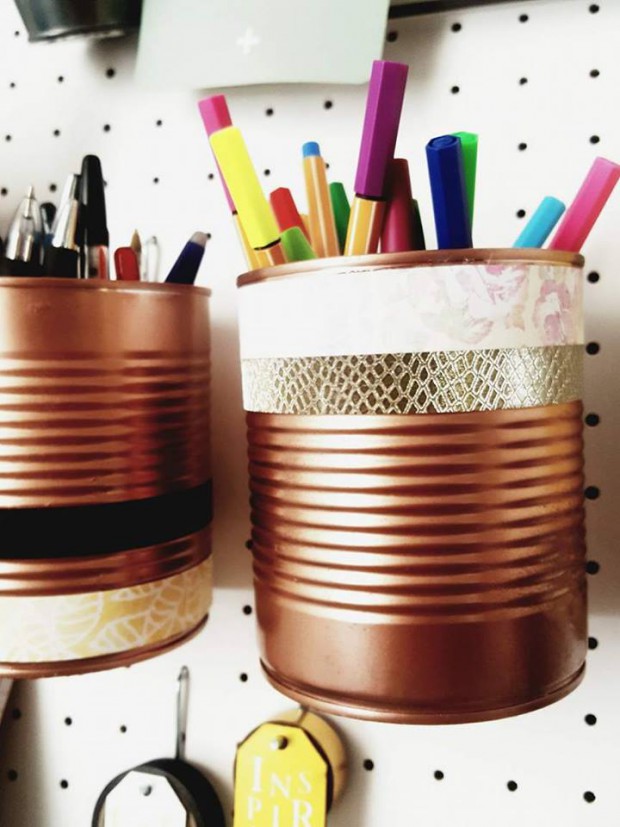 pot_crayons