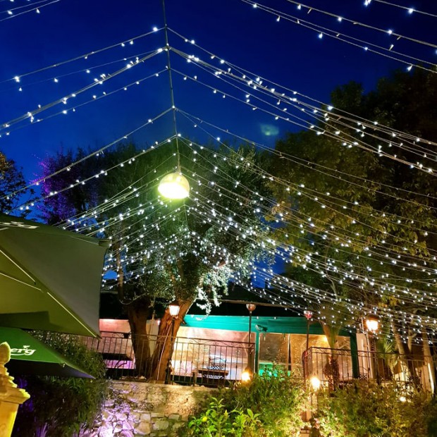 restaurant-jardin-cannes-soir