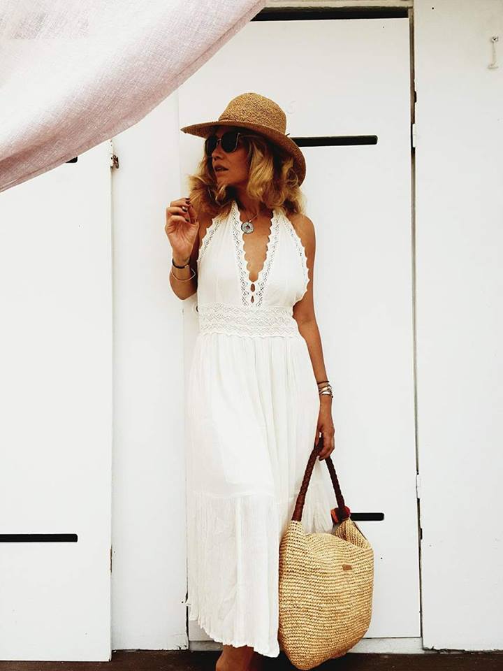 robe-longue-blanche-lili-lilou-juan-les-pins