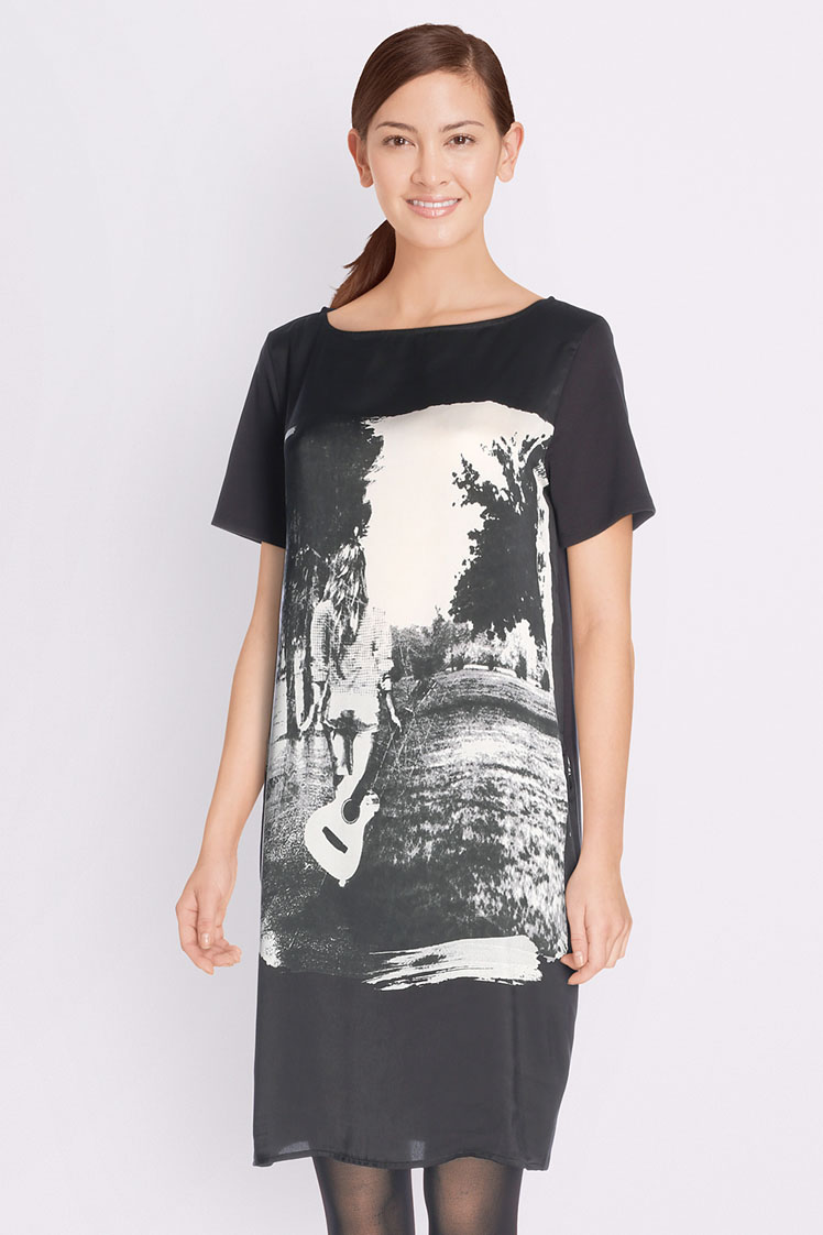 robe tee shirt