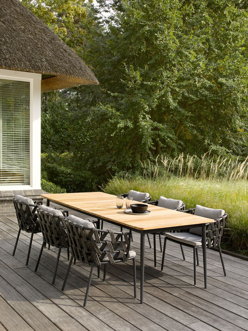 table-de-jardin-en-teck_6030280 -vincent sheappard