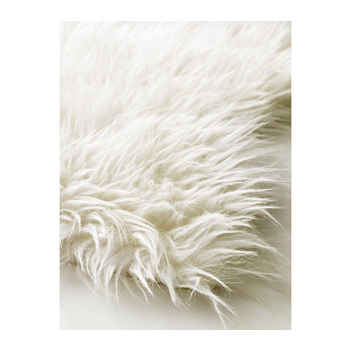 tapis-peau-de-mouton-synthetique