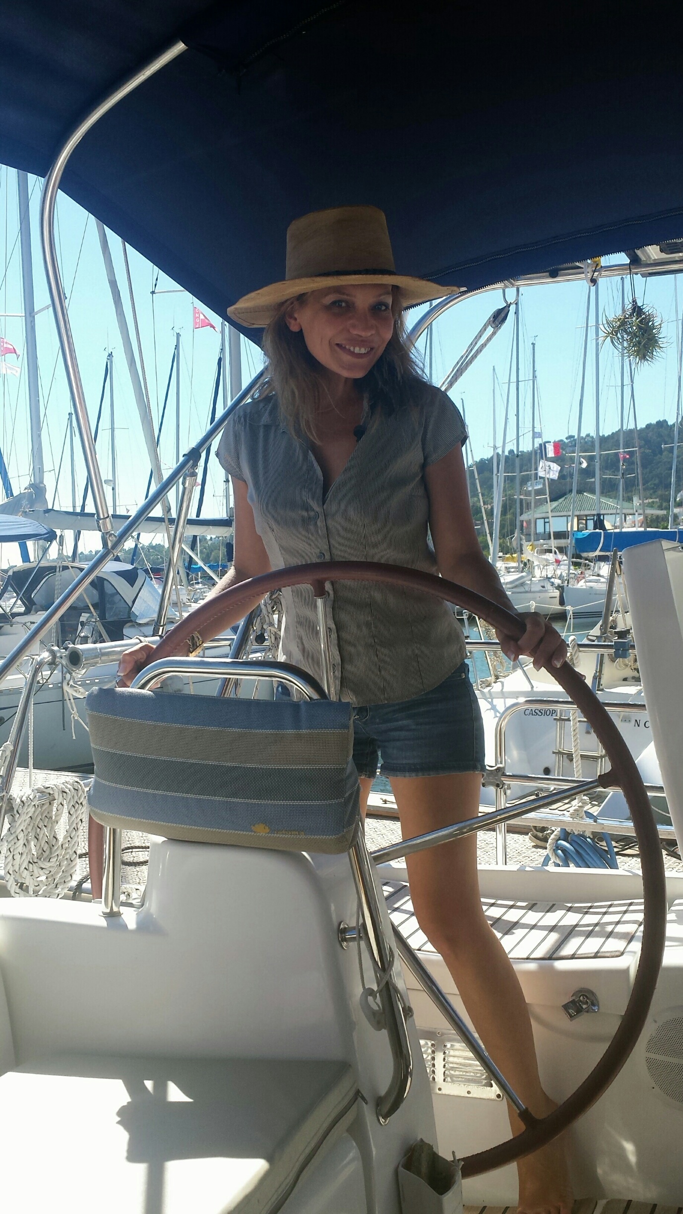 une_femme_à_la_mer