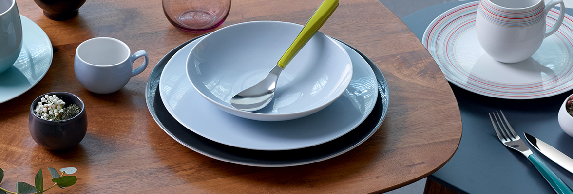 vaisselle couleur tendance